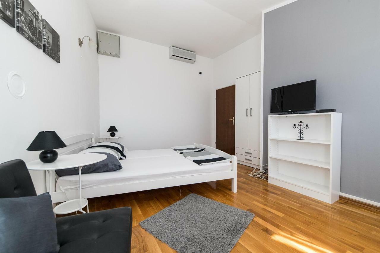 Apartmani Kristina Crikvenica Bagian luar foto