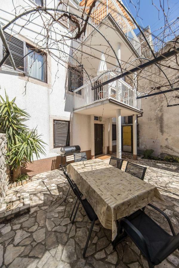 Apartmani Kristina Crikvenica Bagian luar foto